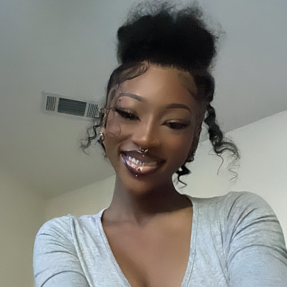 Meet your Posher, Imani